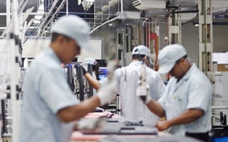 Auxiliar de Produção